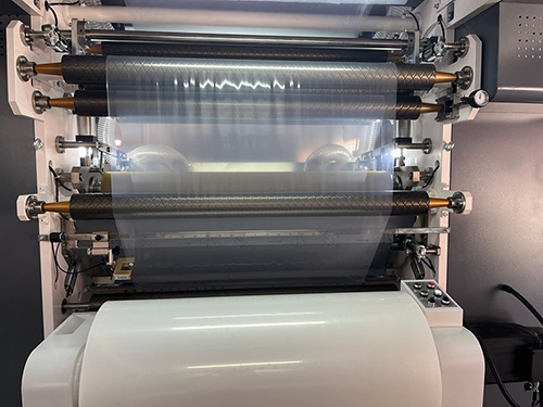 Triplex Solventsiz Laminatör, A400-3H